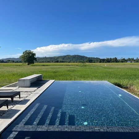 Ezu Isle Langkawi Pool Villa ปันไตเจอนัง ภายนอก รูปภาพ