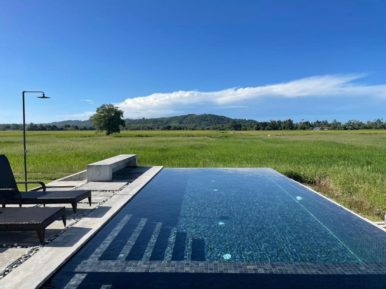 Ezu Isle Langkawi Pool Villa ปันไตเจอนัง ภายนอก รูปภาพ