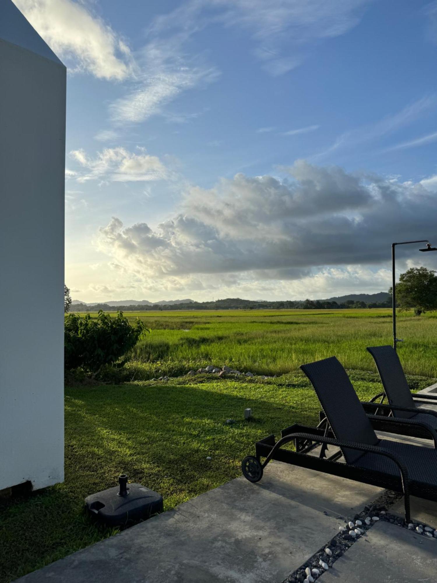 Ezu Isle Langkawi Pool Villa ปันไตเจอนัง ภายนอก รูปภาพ