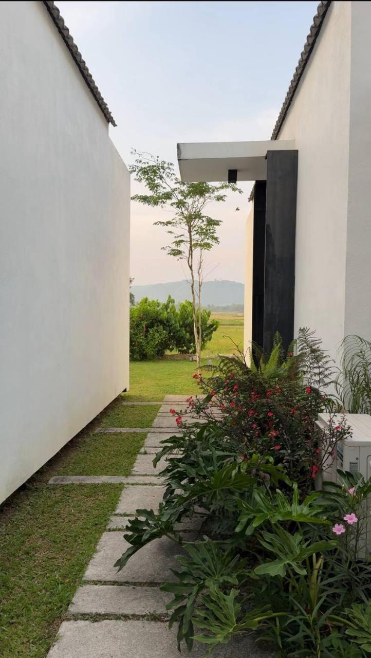 Ezu Isle Langkawi Pool Villa ปันไตเจอนัง ภายนอก รูปภาพ